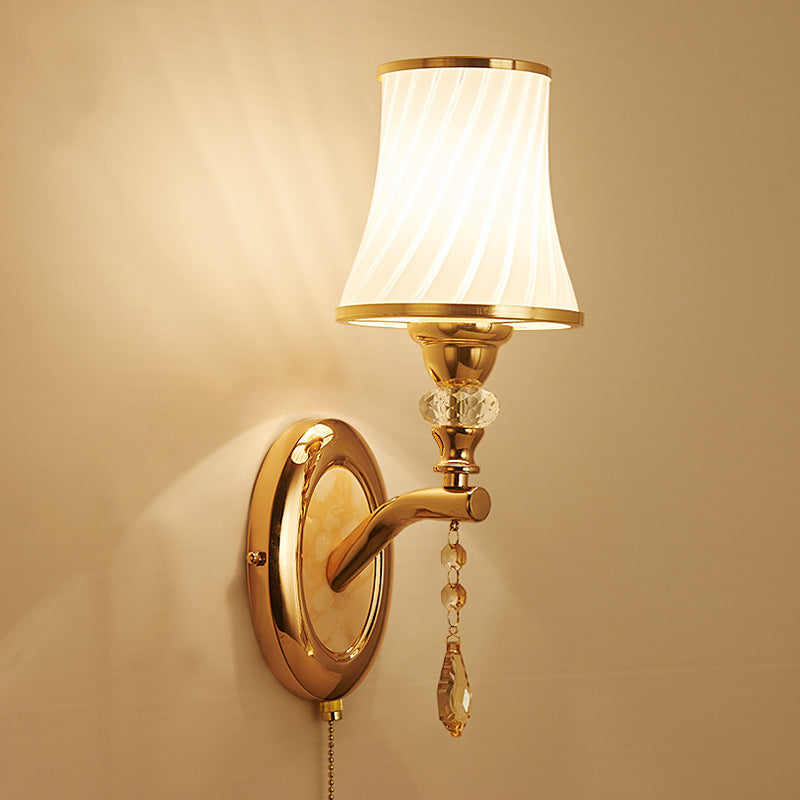 ElegantEdge Wall Lamp