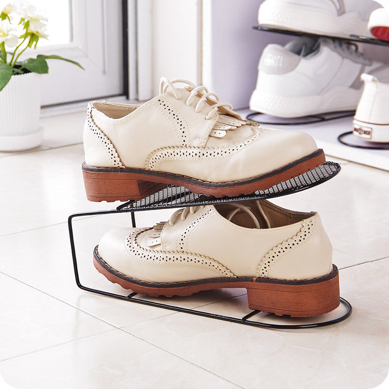 Проста полиця для взуття